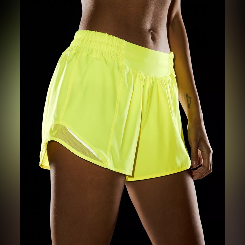 Lulu lemon Hotty hot low rise. 4” inseam.